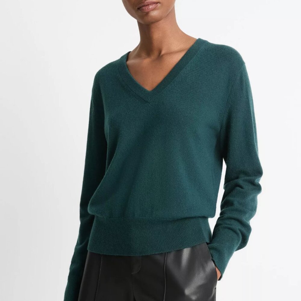 Vince Cashmere Dark Green V-Neck Sweater